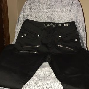 Size 26 Miss Me Jeans, skinny !